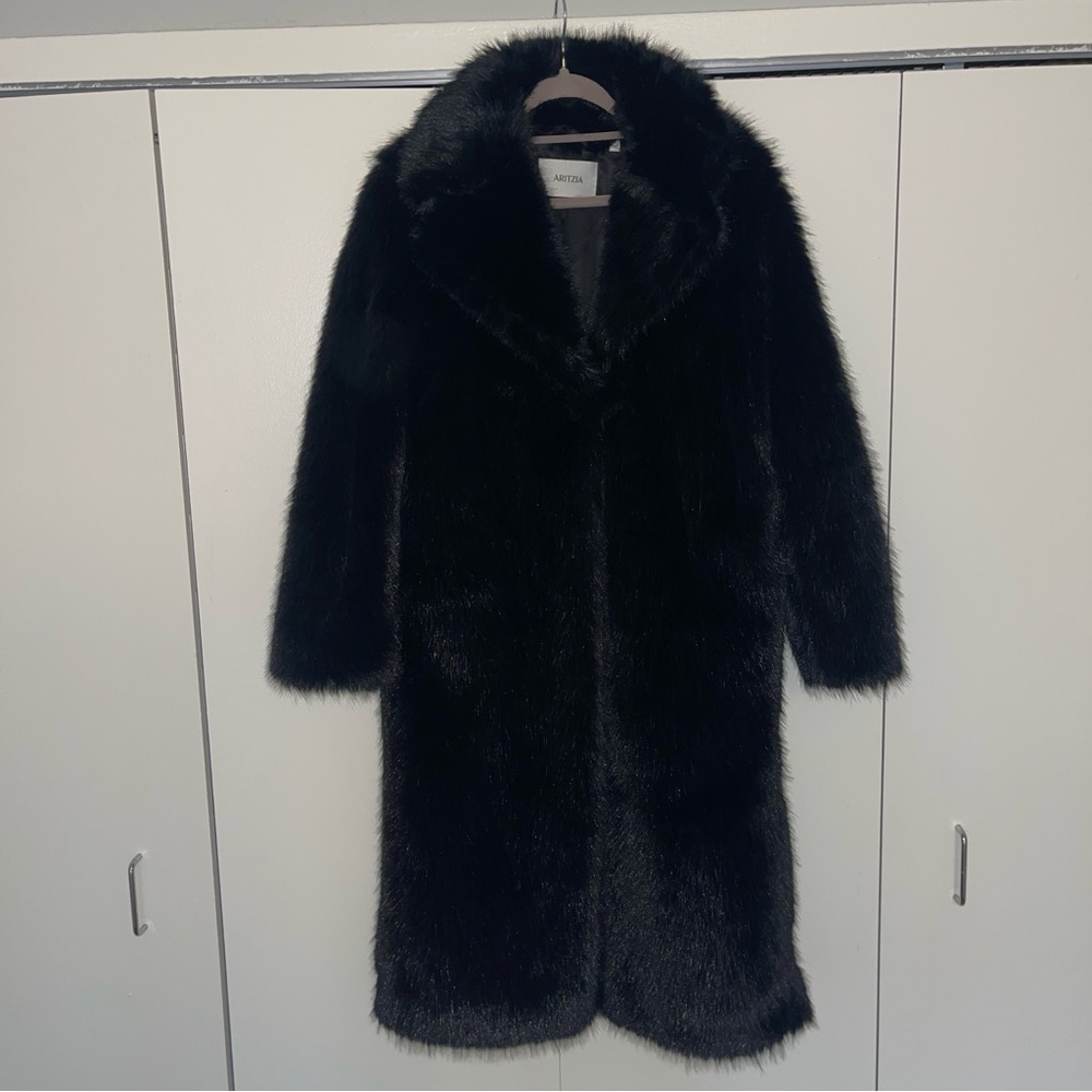 ARITZIA Faux Fur Coat